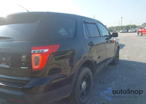 2014 Ford Police Interceptor z USA, uszkodzony, nr VIN 1FM5K8AR5EGB69064